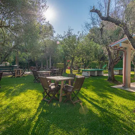 Κατάλυμα σε φάρμα Bio Salos