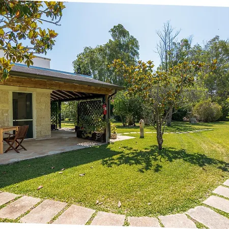 Κατάλυμα σε φάρμα Bio Salos Alimini