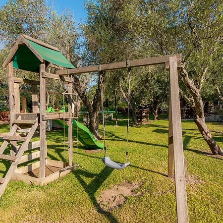 Bio Salos Farm stay
